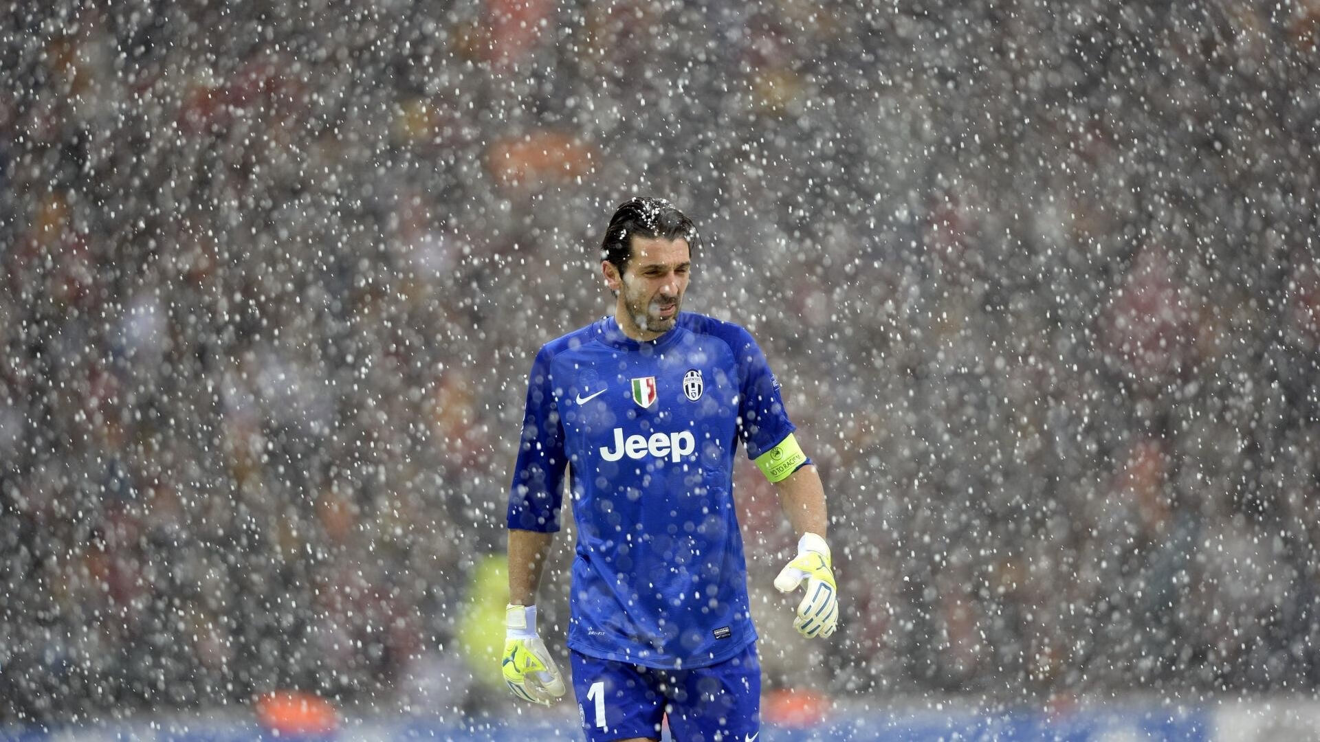 米兰体育官网首页-法甲VAR新增语义误差缓冲机制优化极限判罚边界问题